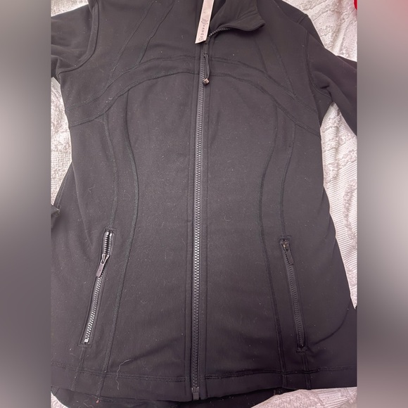 Lululemon define jacket black size 8 in great condition! - Picture 6 of 11